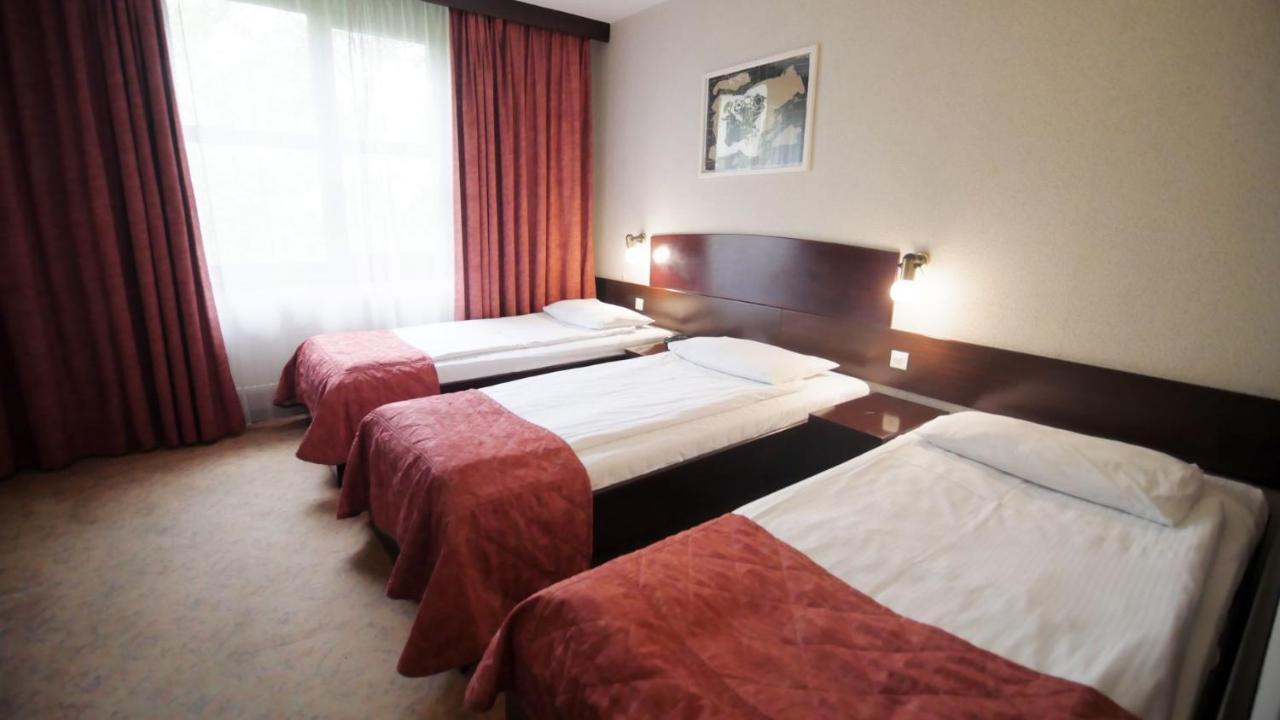 Go Resort Krakow Bagian luar foto