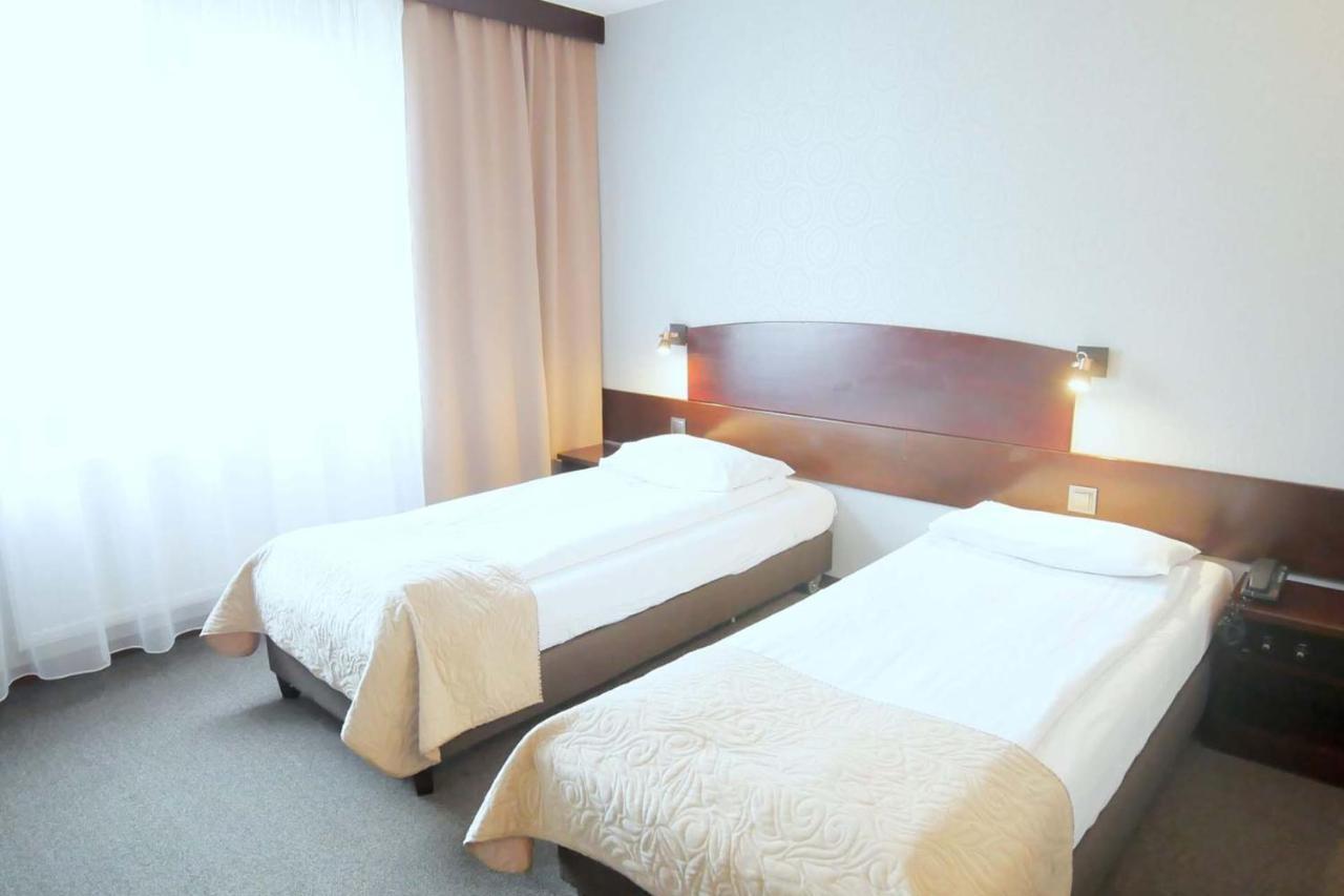 Go Resort Krakow Bagian luar foto